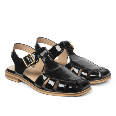 Sandal